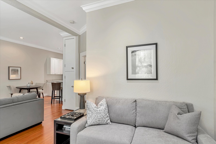 Cozy North Beach Gem — 1 BR / 1 BA Condo with City Views 