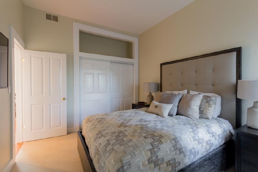 1 Bedroom/1 Bathroom condo located in North Beach!  