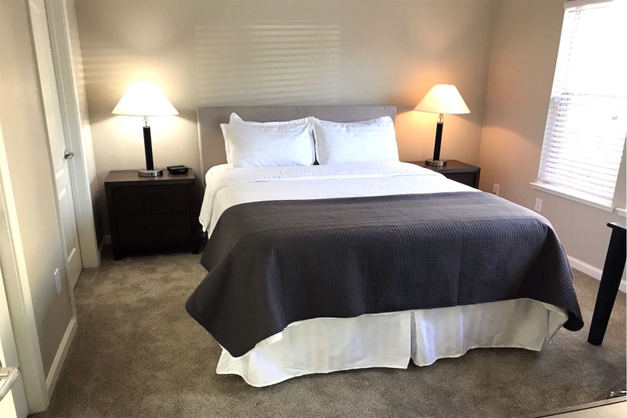 Folsom, California, 1 Bedroom Bedrooms, ,1 BathroomBathrooms,Apartment,Furnished,Iron Point,Ironpoint,2,1389